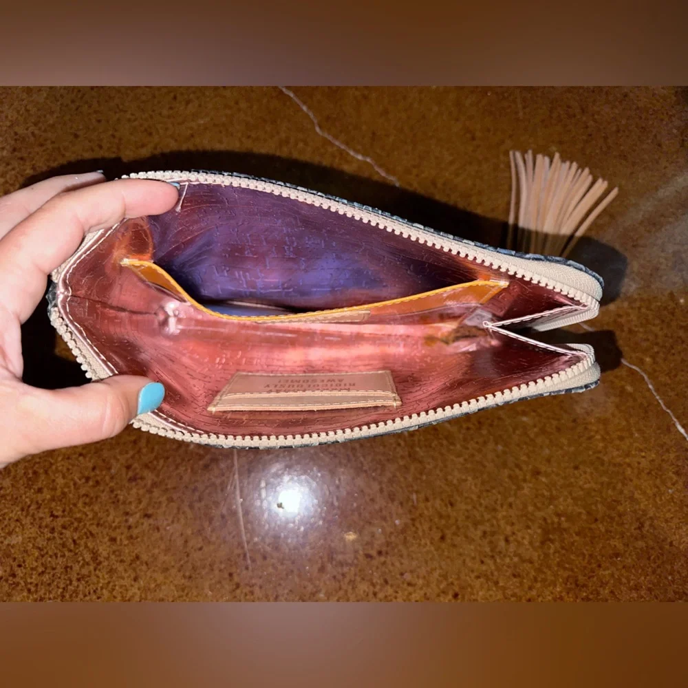 Consuela Rattle L Shaped Clutch - Picture 3 of 4